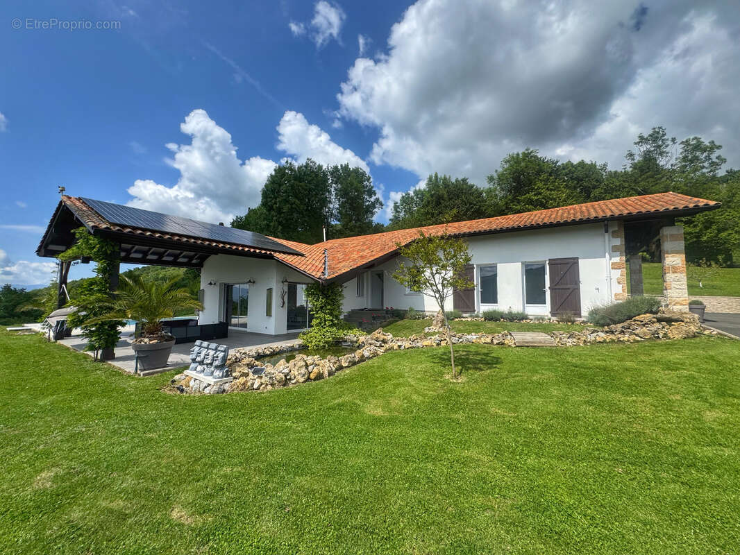 Maison à SAINT-JEAN-PIED-DE-PORT