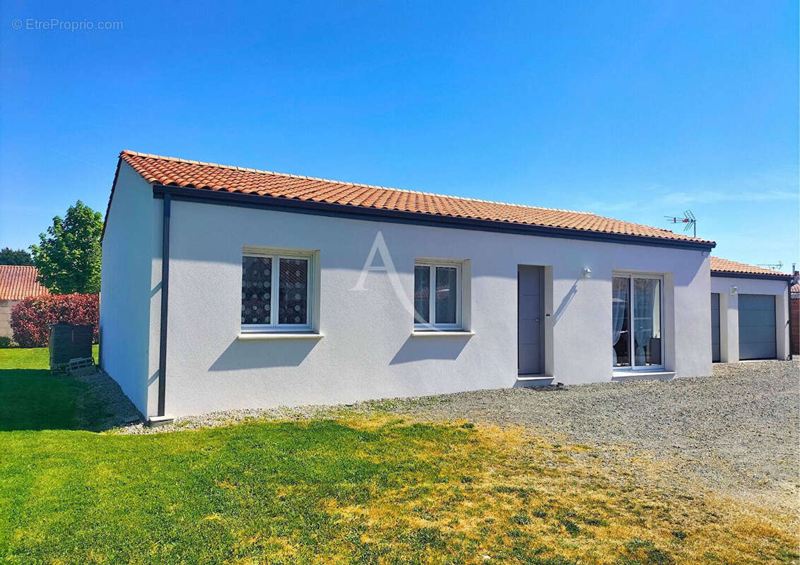 Maison à BEAUVOIR-SUR-MER