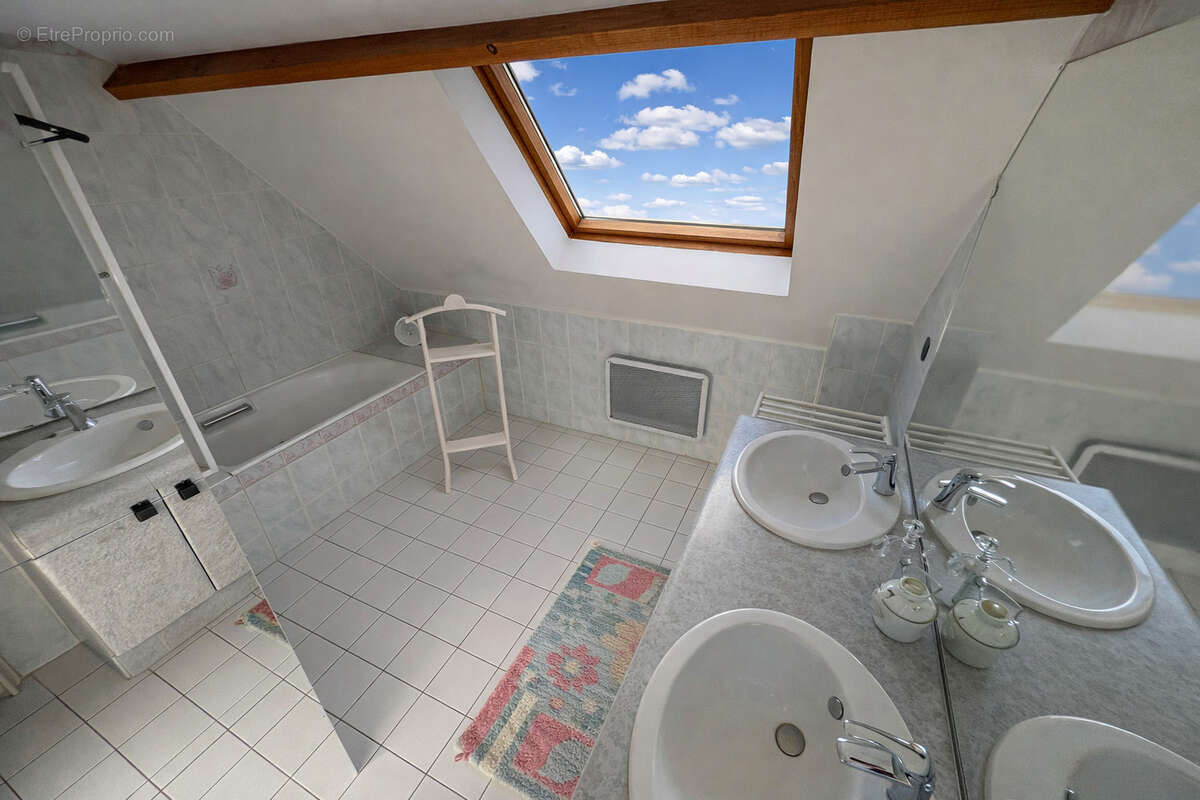 Maison à PRINGY