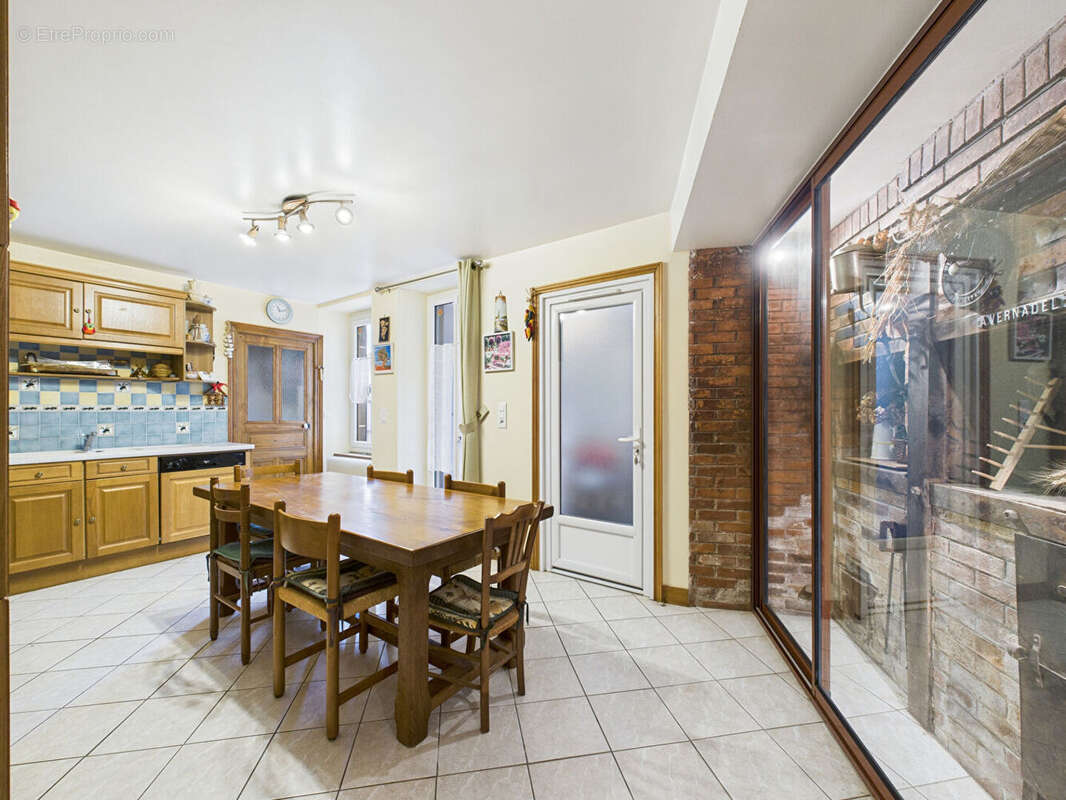 Maison à SAINT-MYON