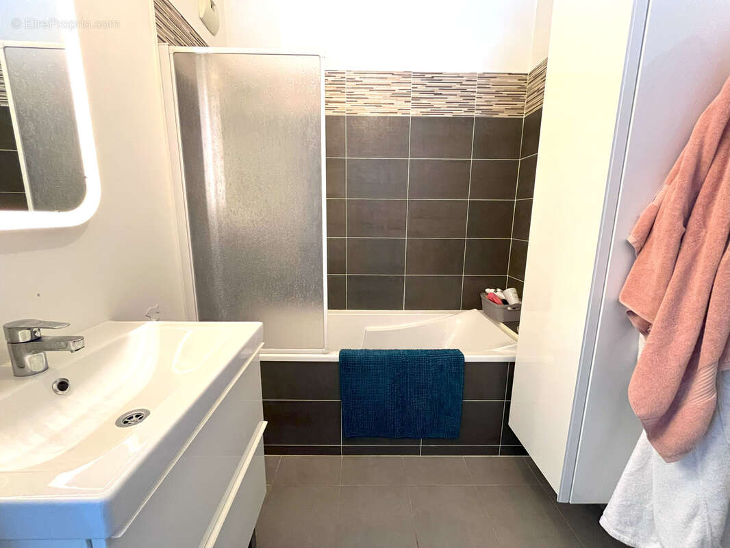 Appartement à BEZANNES