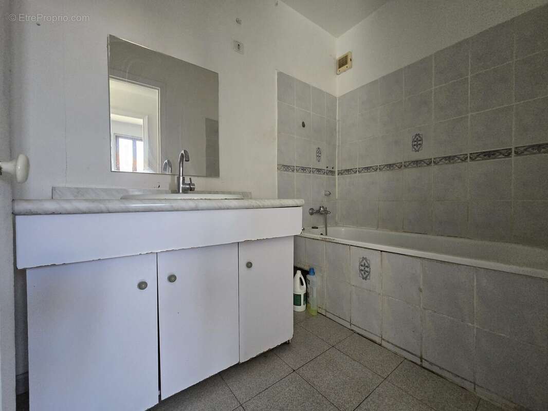 Appartement 66 m² à Avignon  - photo 6
