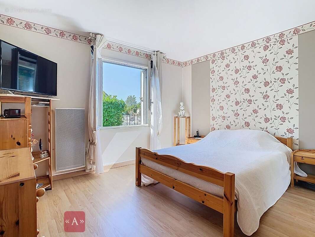 Maison à SAINT-SULPICE