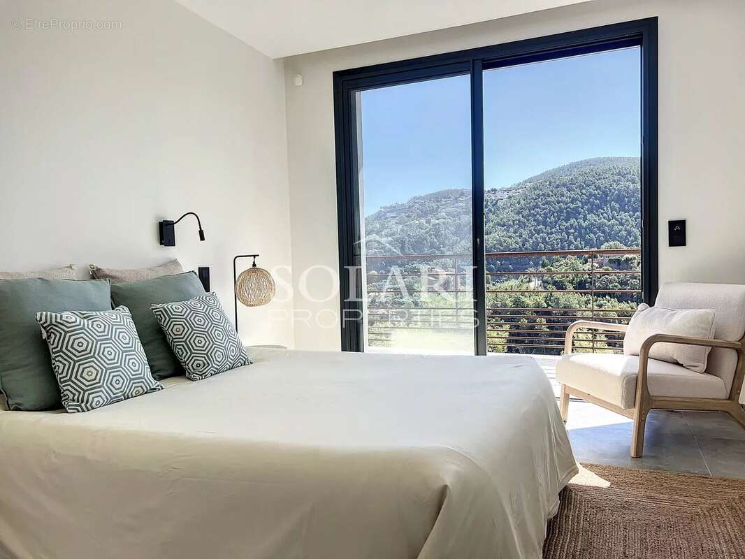 Maison à THEOULE-SUR-MER