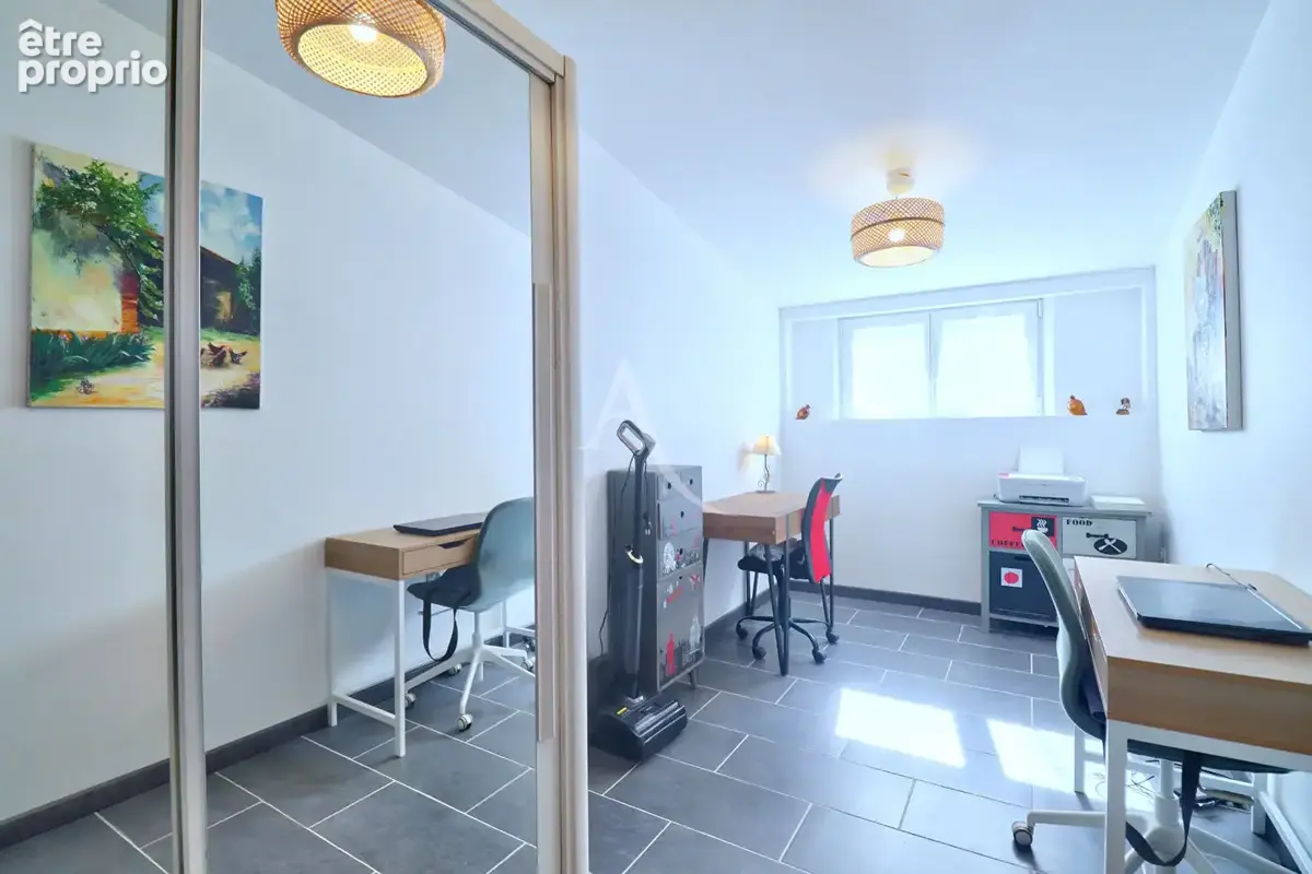 Villa lumineuse au calme avec terrasse dependance garage jardin arbore puit - photo 10
