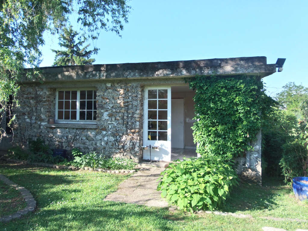 MAINTENON 5 MN  Maison de Charme sur 2600 m² de terrain - photo 13