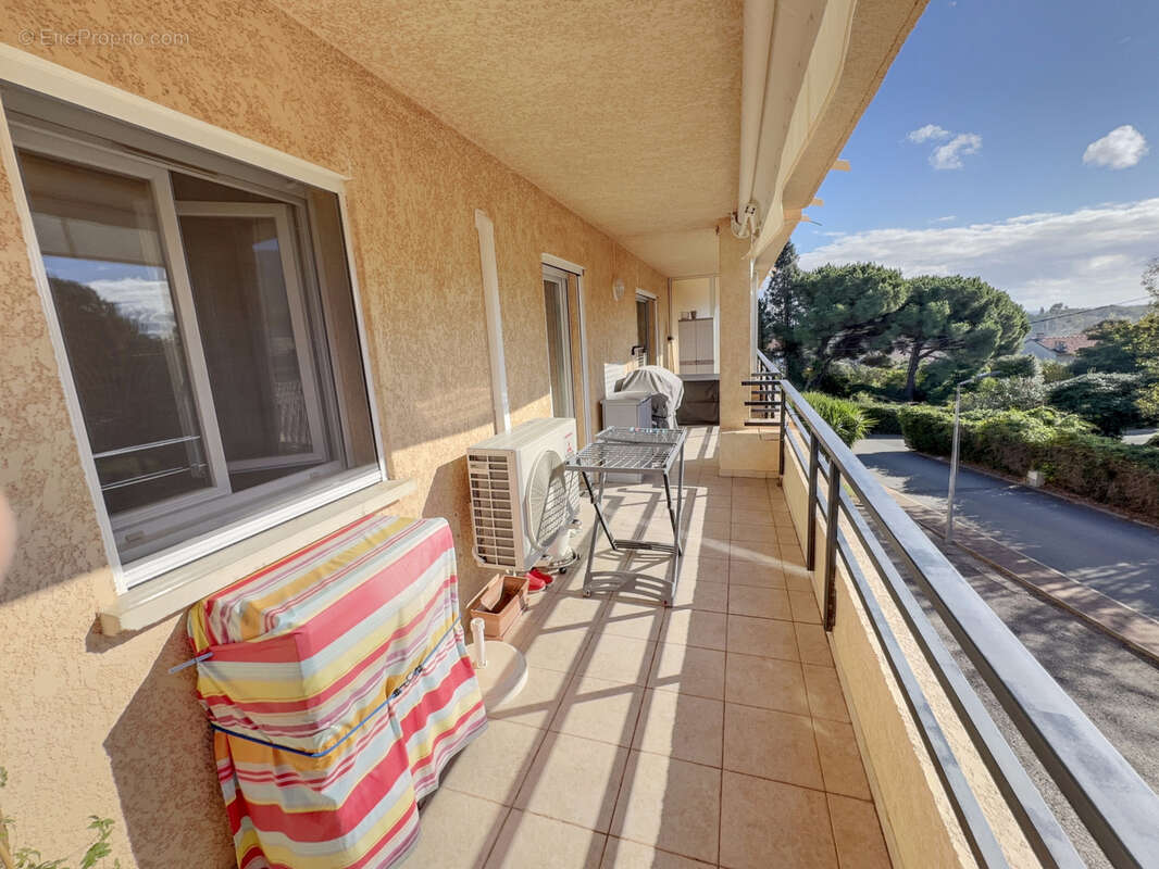 Appartement à SAN-NICOLAO