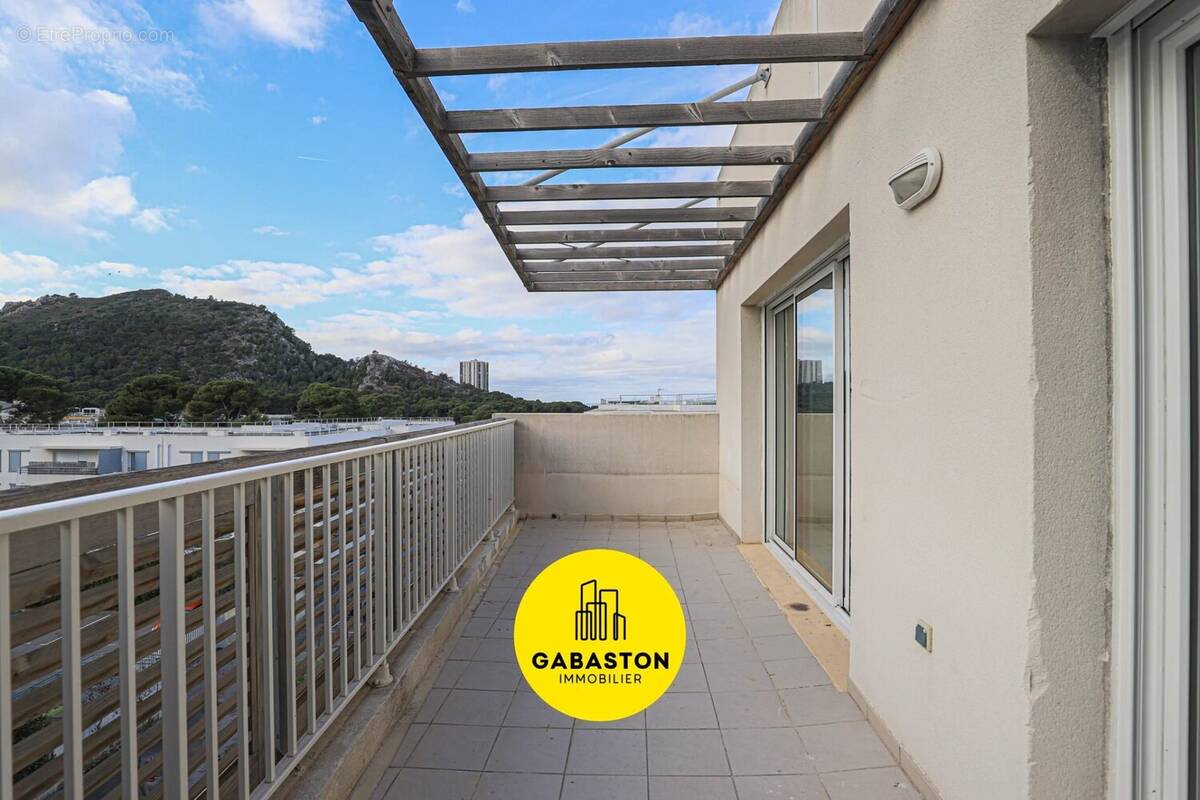 Appartement à MARSEILLE-9E