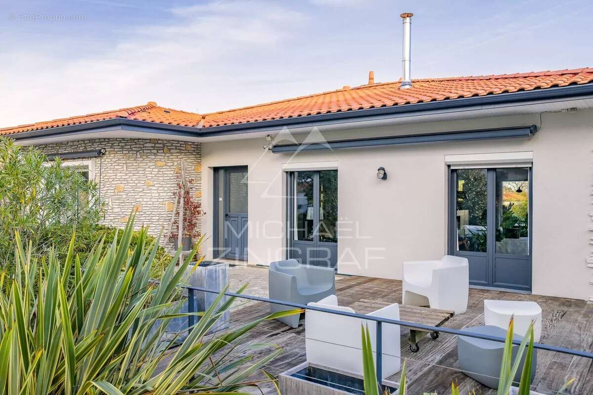 Maison à GUJAN-MESTRAS