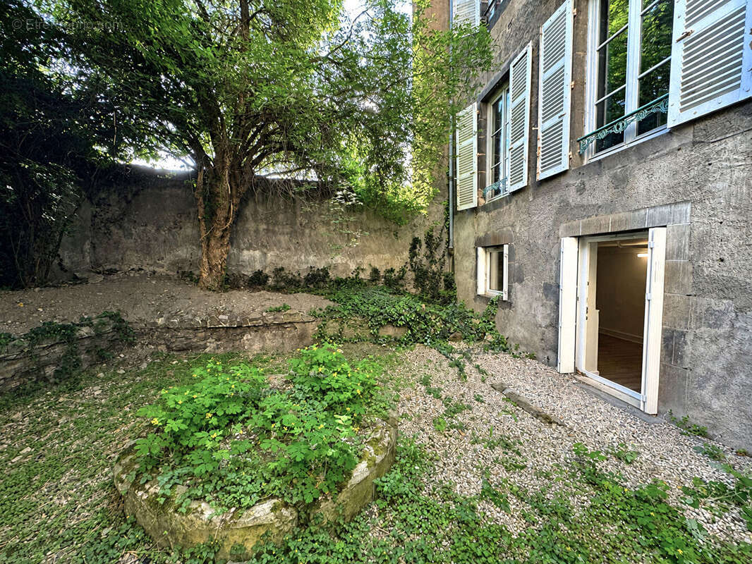 Appartement T2  Place Delille - photo 3