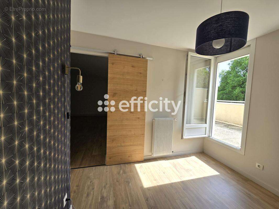 Appartement à MAUREPAS