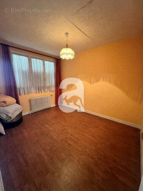 Appartement 72 m² à Soissons  - photo 5