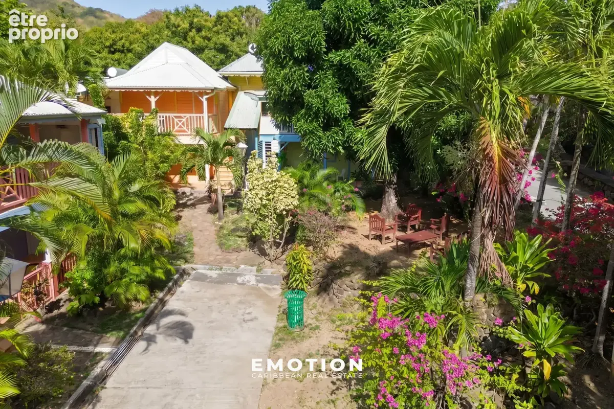 Ensemble immobilier en bord de plage   Fort potentiel touristique   Petite Anse, Pointe-Noire - photo 4