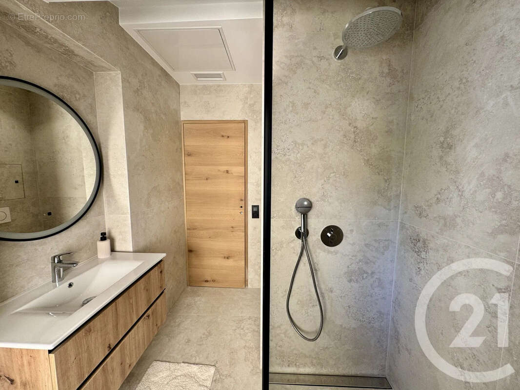 Appartement 45 m² à Nice  - photo 8