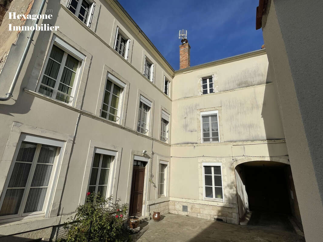 Maison à BONNY-SUR-LOIRE