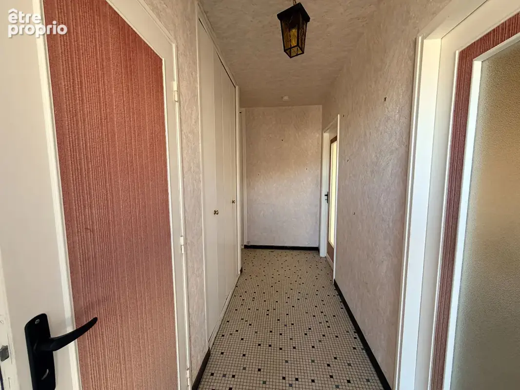 Maison de plain-pied, 2 chambres, sous-sol total, garage, dpe d, coolus - photo 5