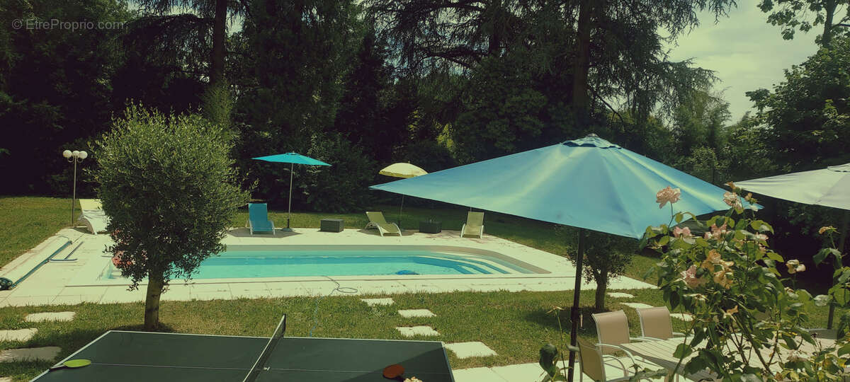 CHARMANTE PROPRIETE avec parc en plein centre de Bergerac - photo 7
