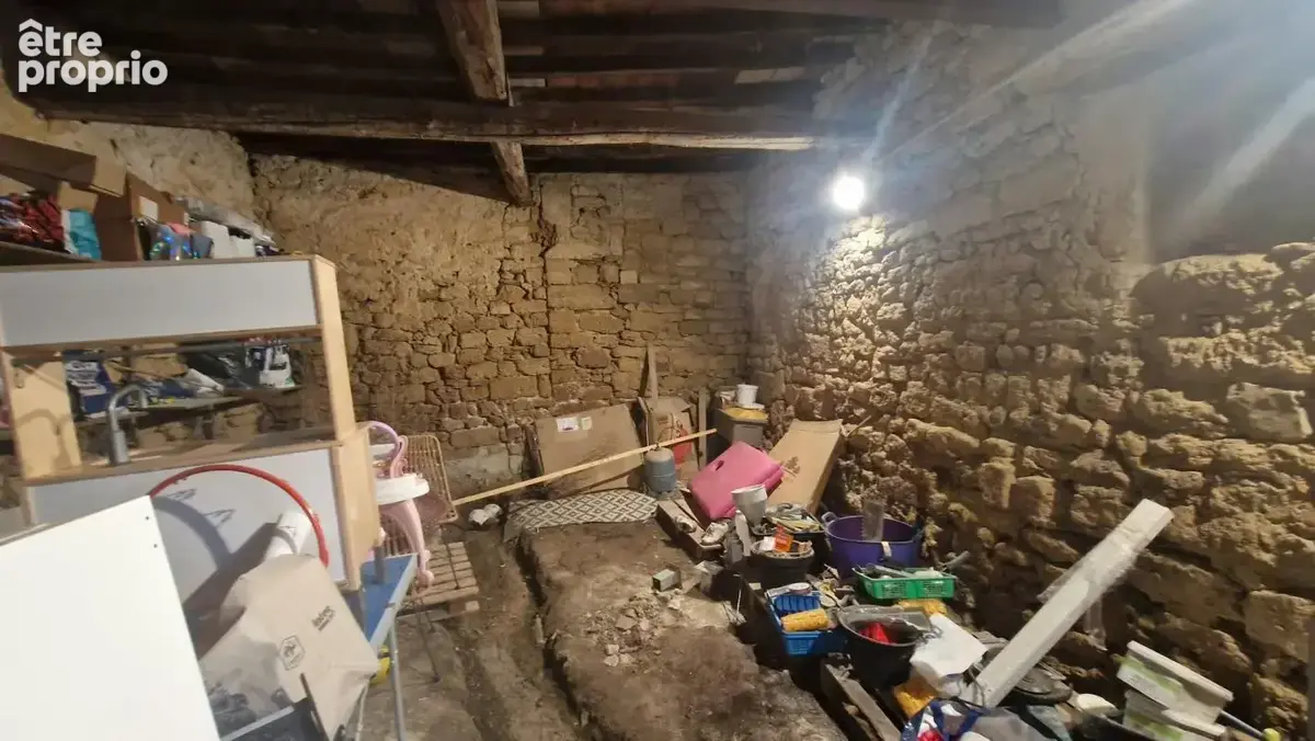 LOUPIAN – Maison de village rénovée avec patio et remise - photo 14