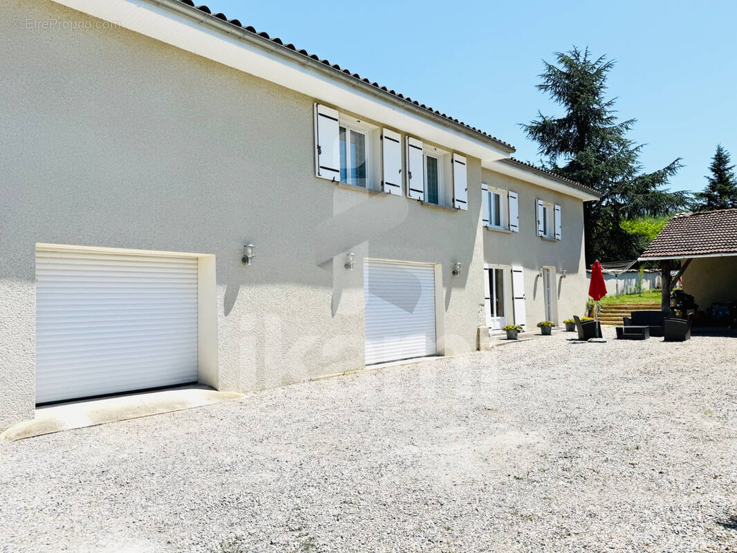 Maison à LENS-LESTANG