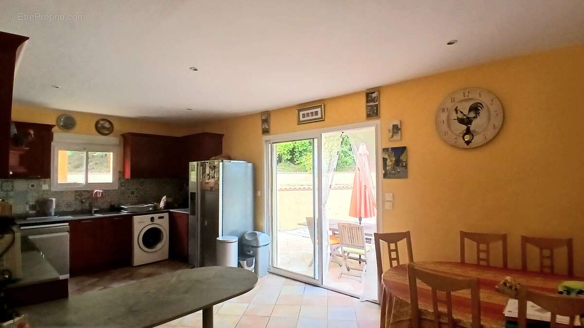 Agréable villa avec 4 chambres et chalet indépendant. - photo 14
