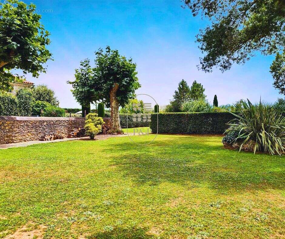 Maison à SAINT-AMBROIX