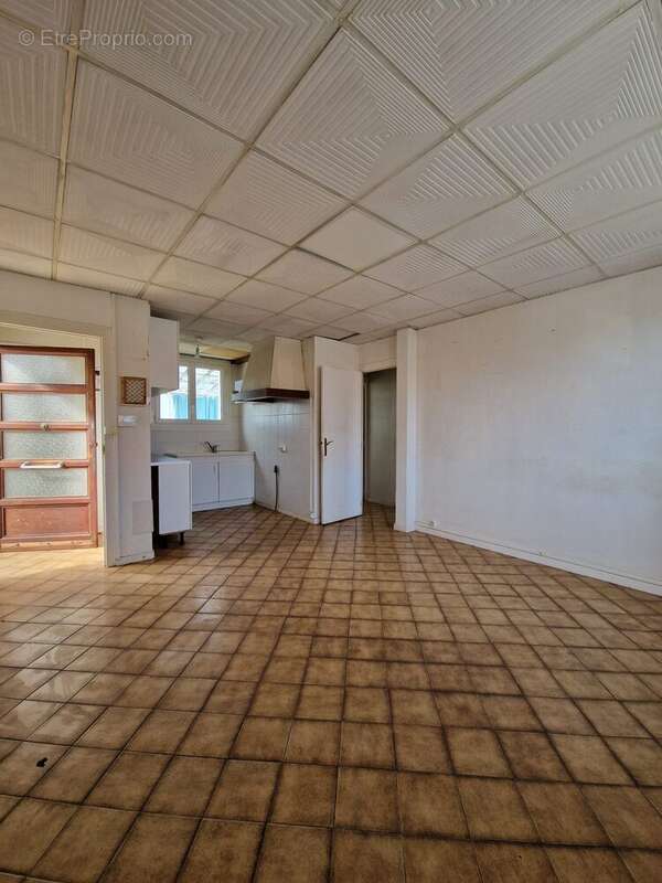 séjour cuisine - Maison à REZE