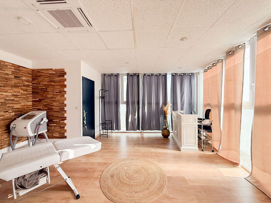 Commerce à GARDANNE