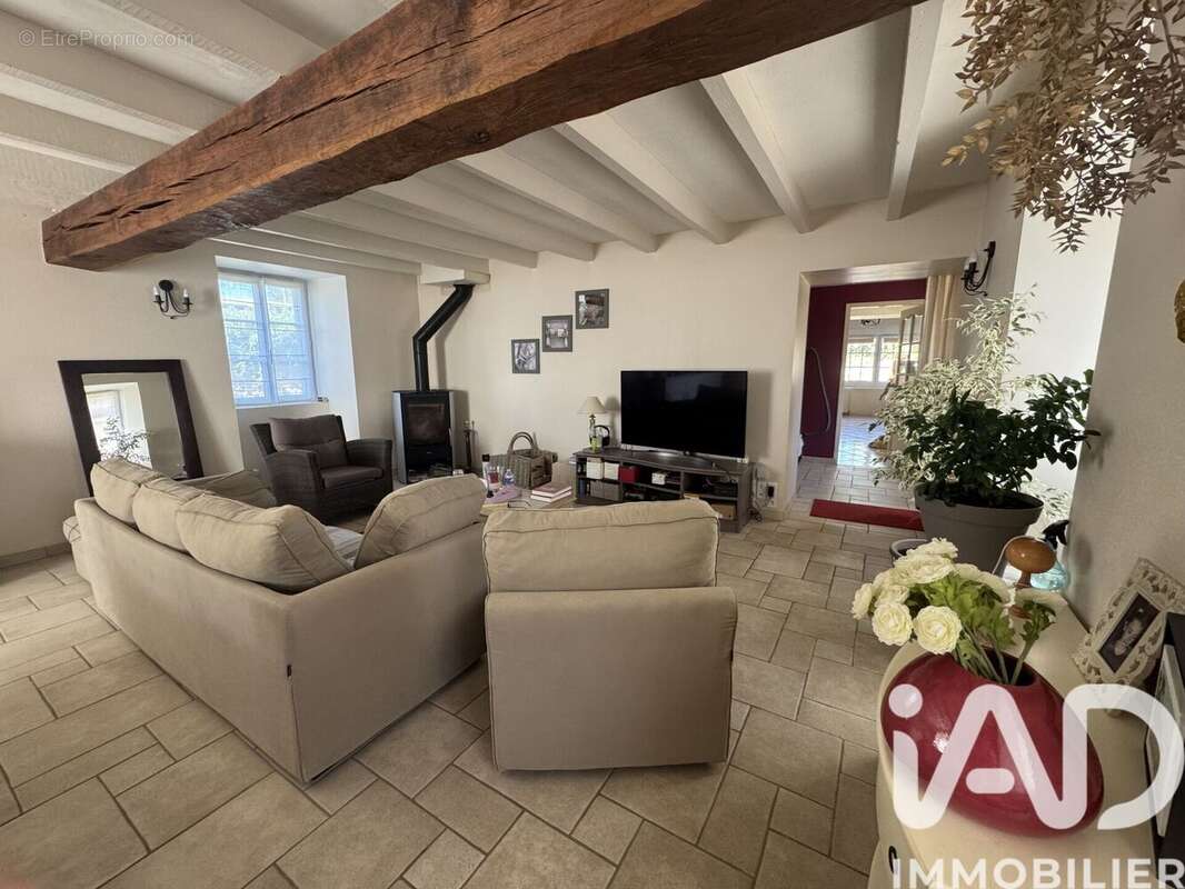 Maison 126 m² à La Grimaudiere  - photo 4