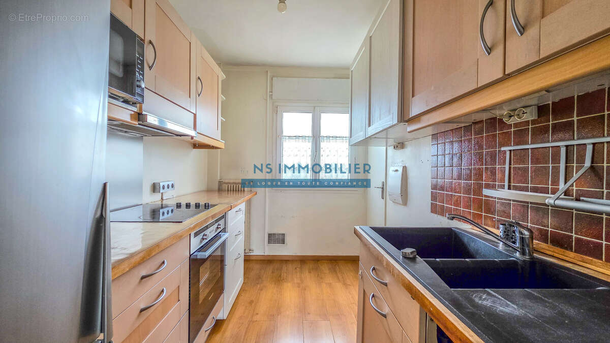 Appartement à HOUILLES