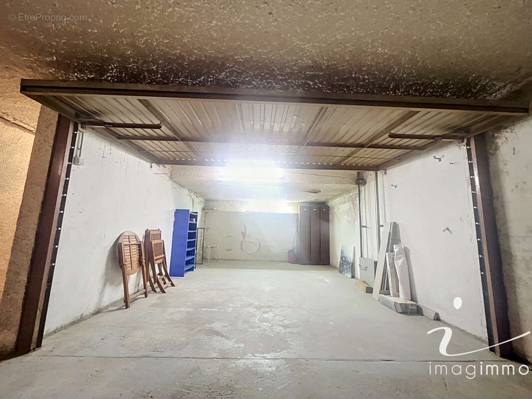 Appartement à MAUGUIO