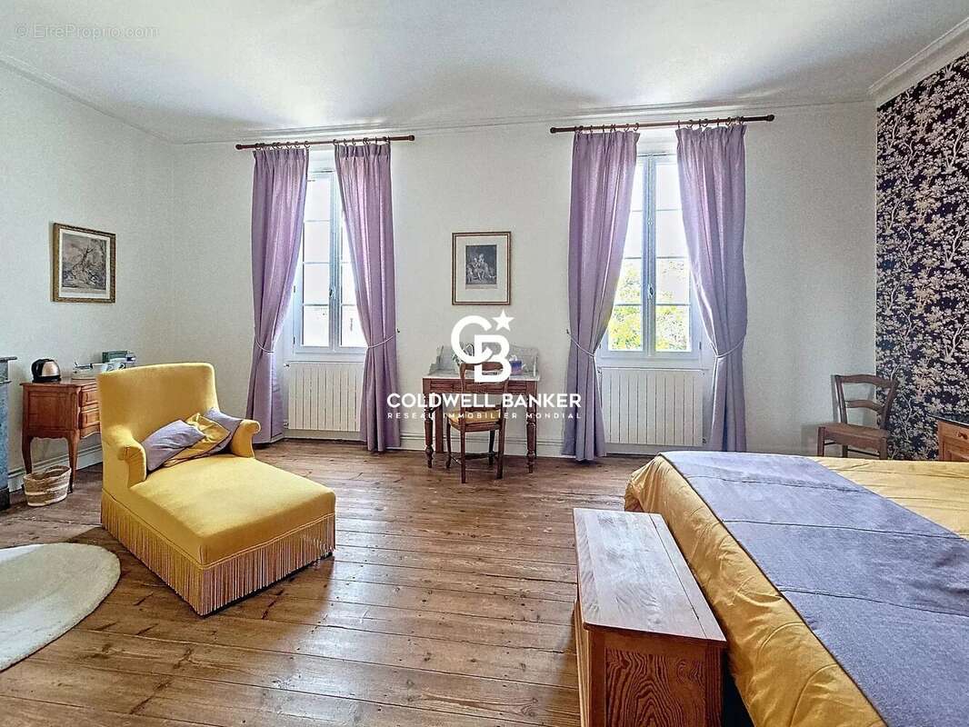 Maison à MORTAGNE-SUR-GIRONDE