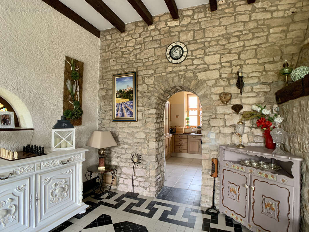 Maison à BUSSEAUT