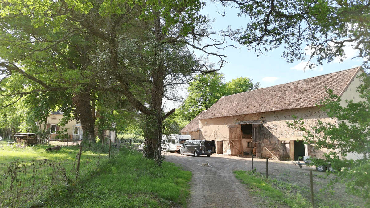 Maison à ROUY