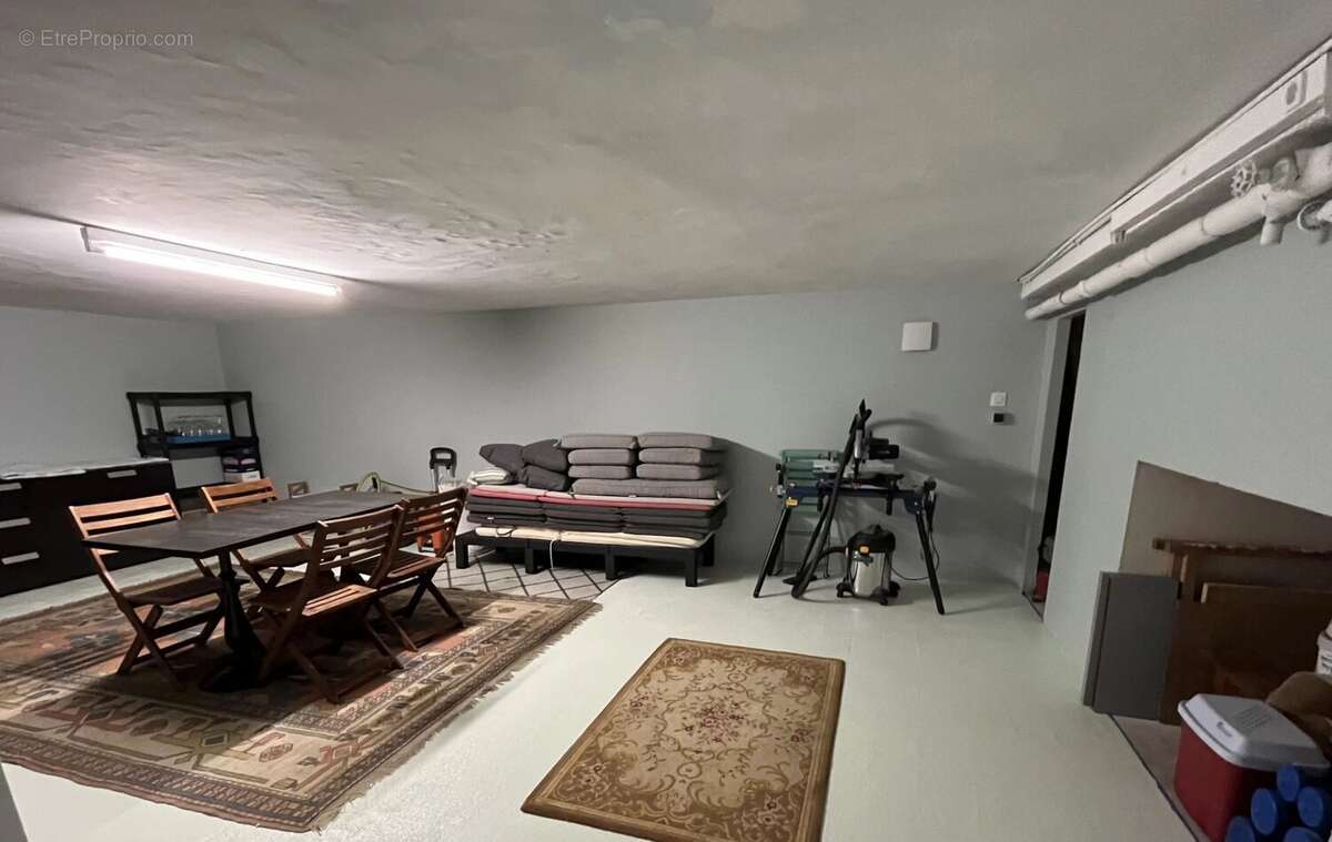 Maison à VOEUIL-ET-GIGET