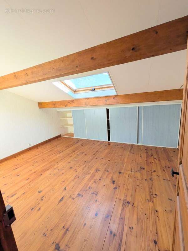Appartement à CASTELLAR