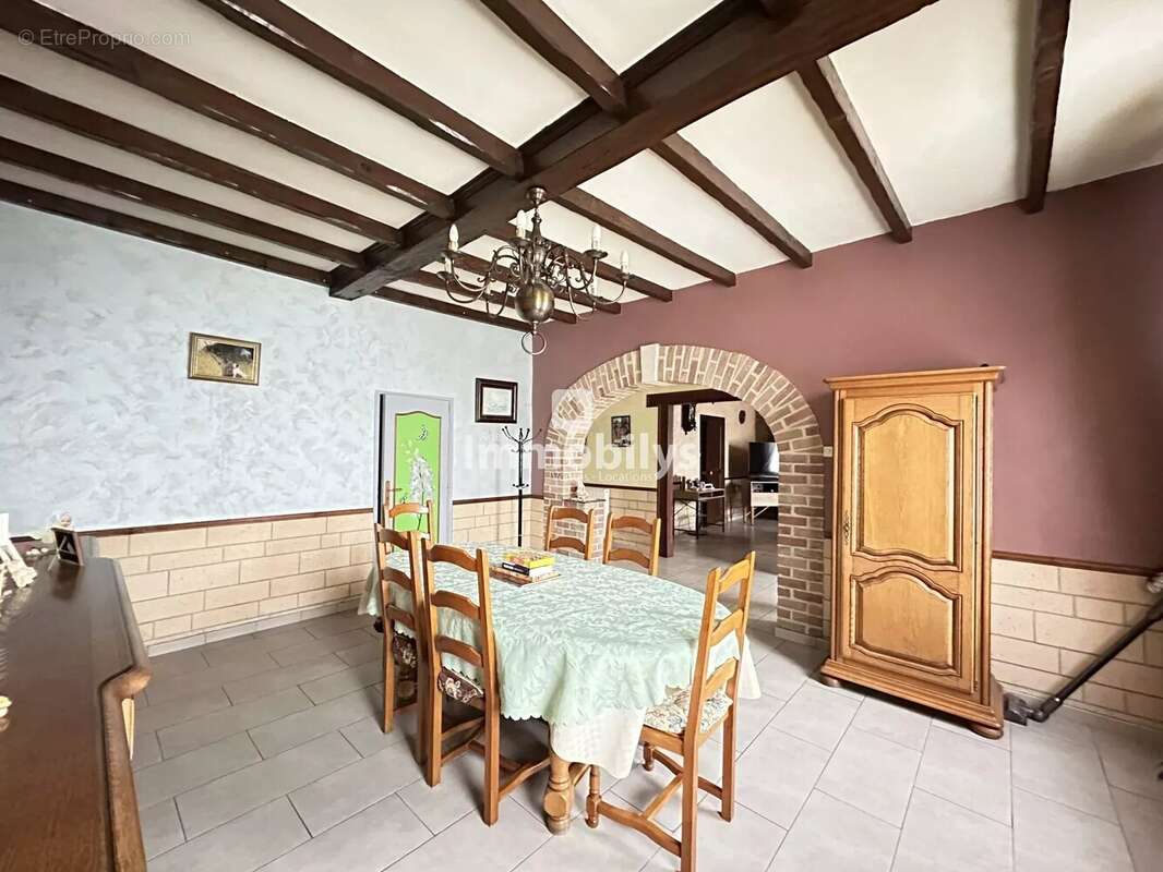 Maison à PECQUENCOURT