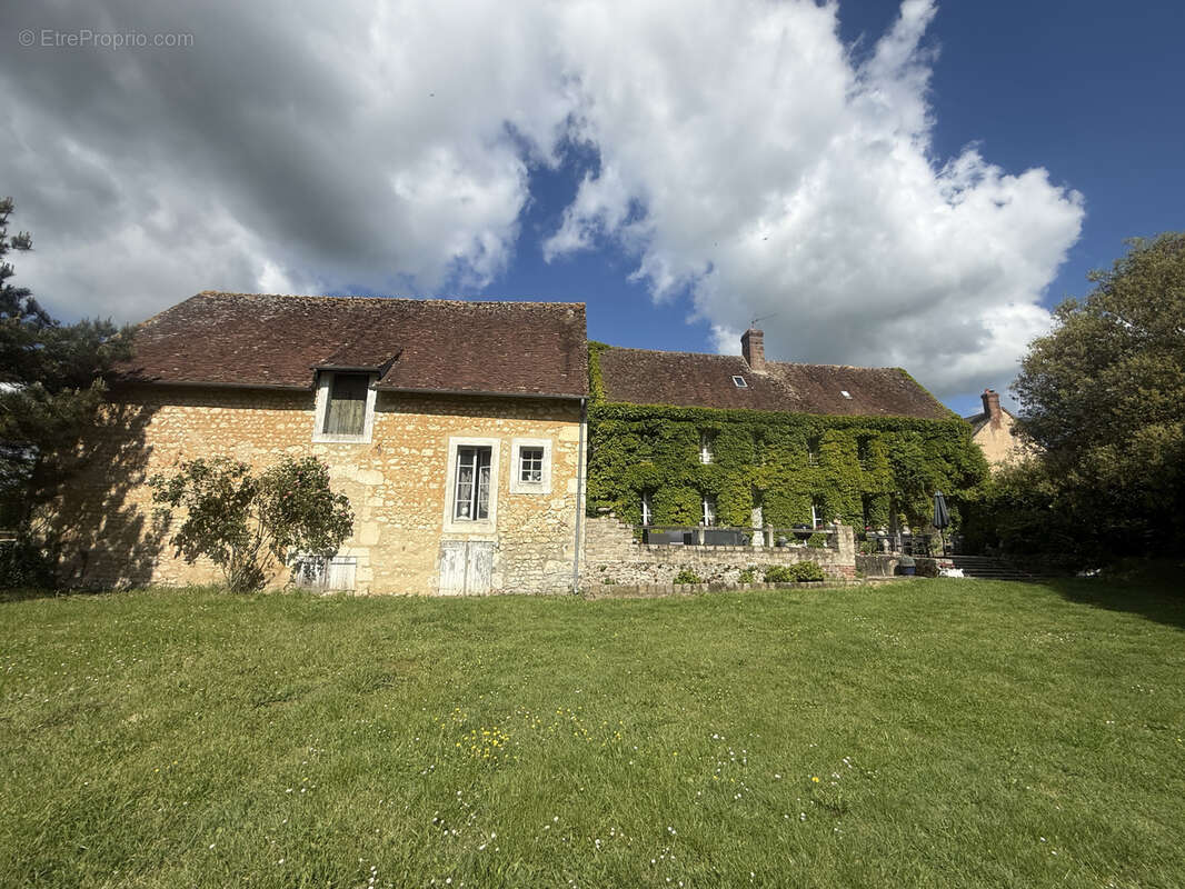 Maison à BELLOU-SUR-HUISNE