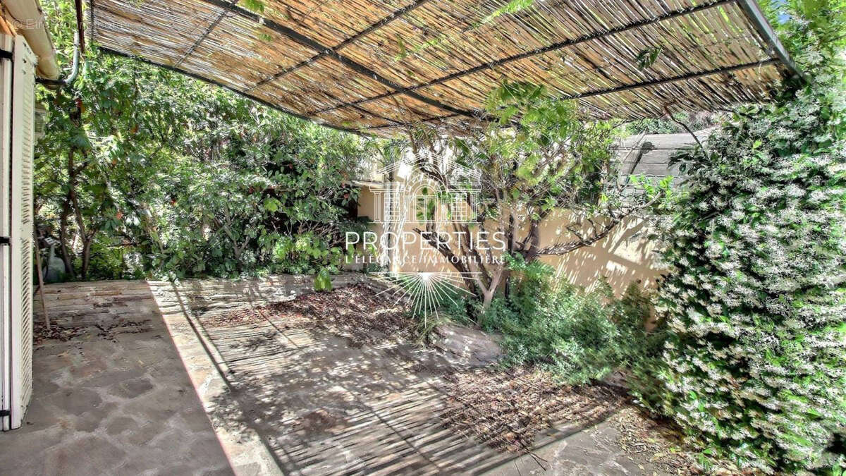 Appartement à LE LAVANDOU