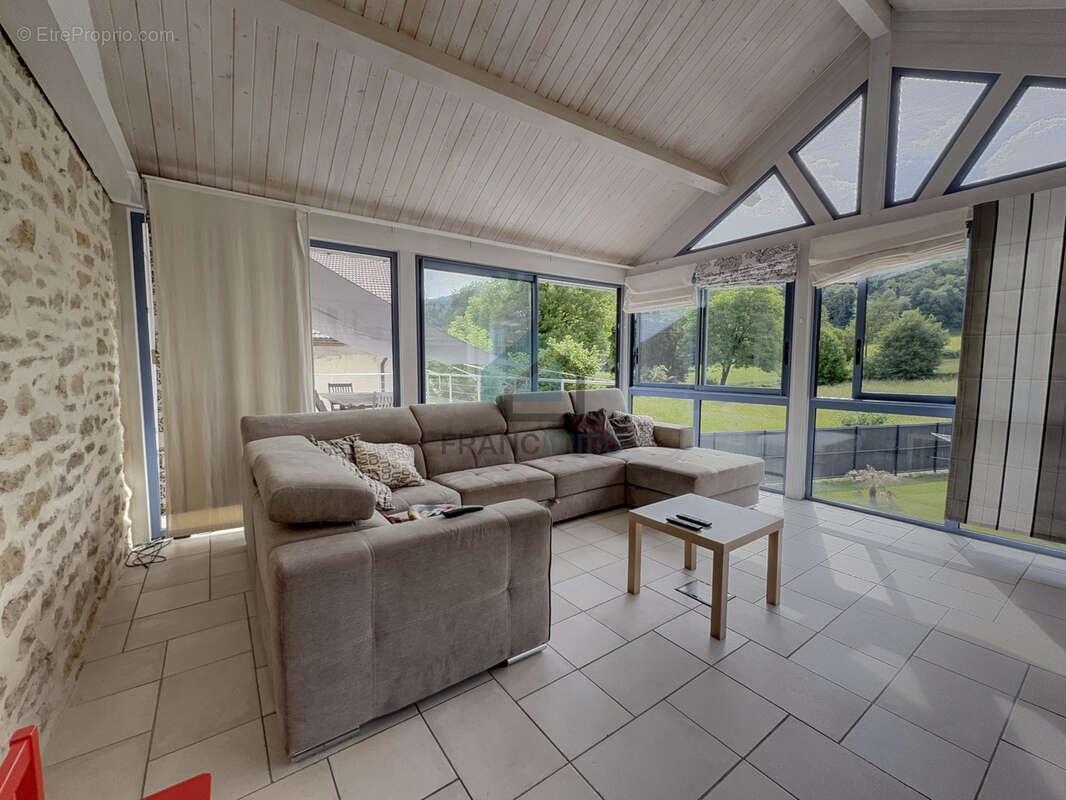 Soulce-cernay - grande maison - photo 10