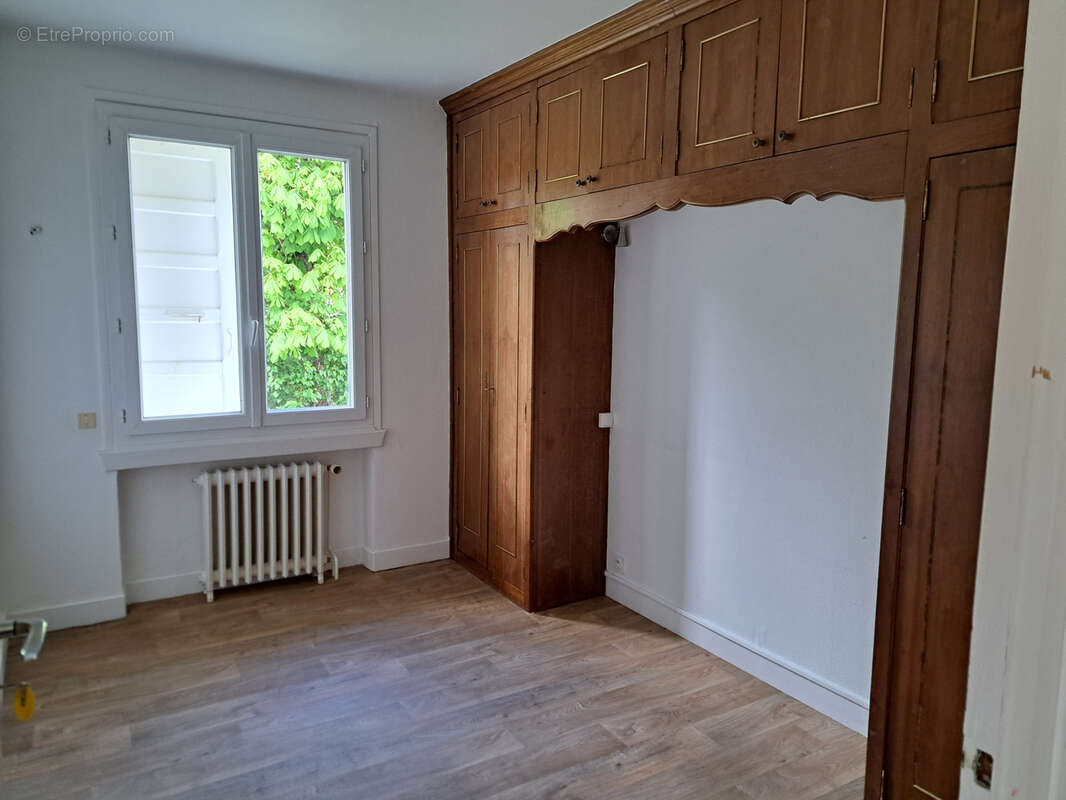 Maison à LE CHAMBON-SUR-LIGNON