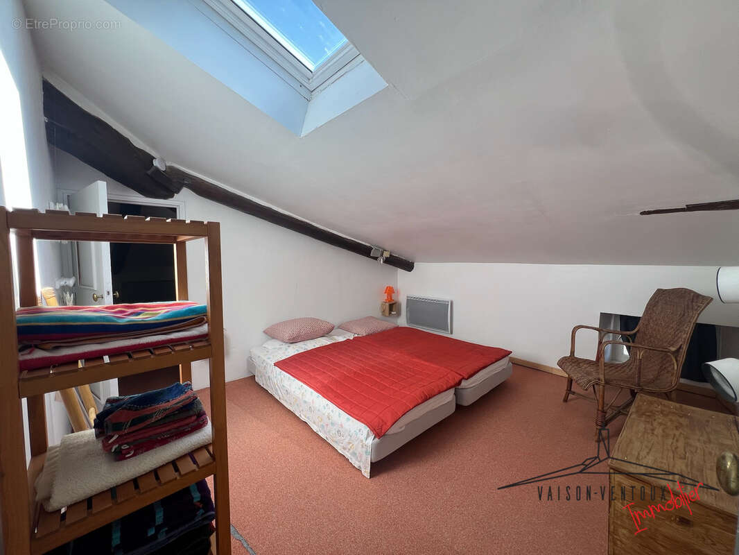 Appartement à VAISON-LA-ROMAINE
