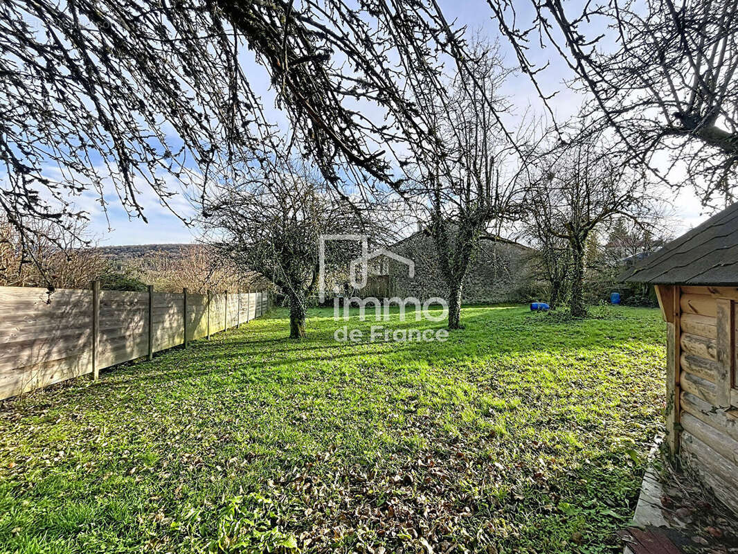 Terrain à BRION