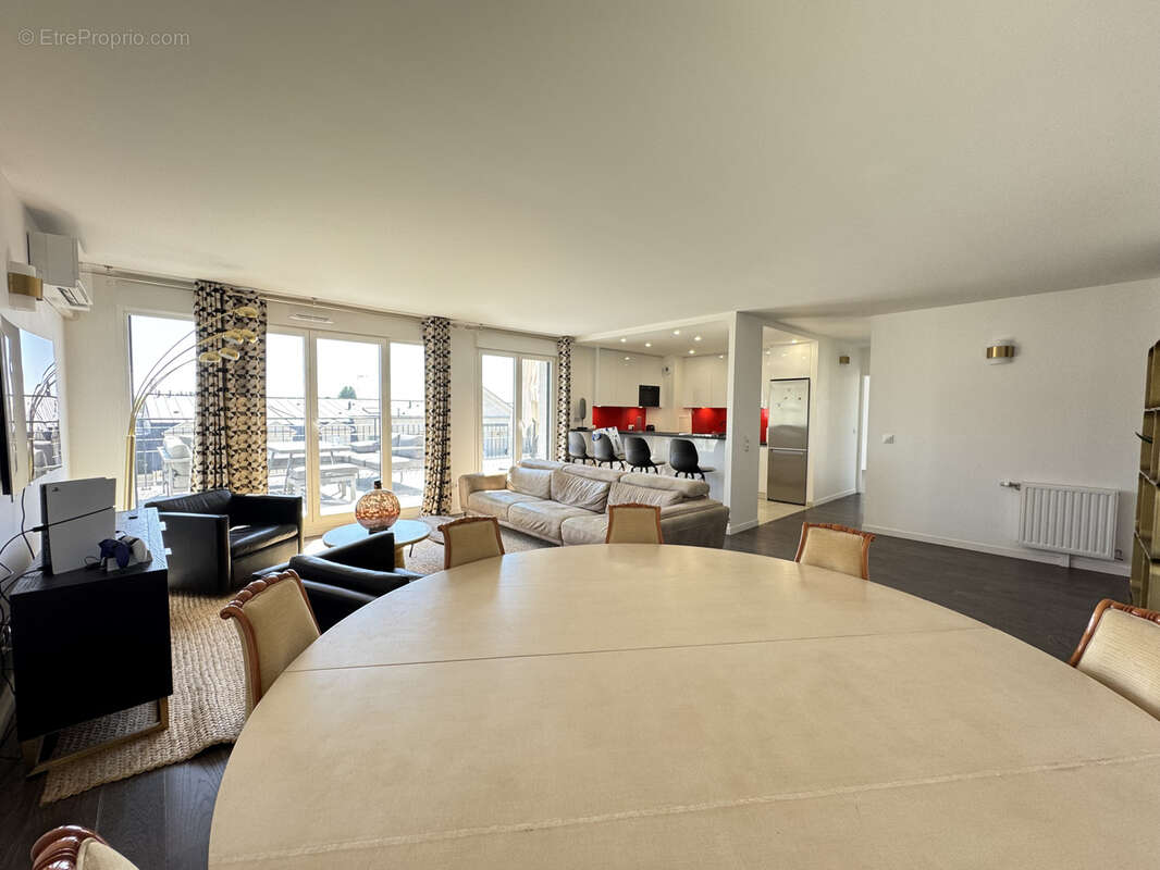 Appartement à SAINT-MAUR-DES-FOSSES