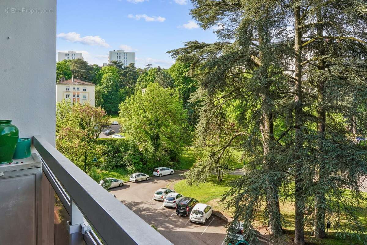 Appartement à LYON-5E