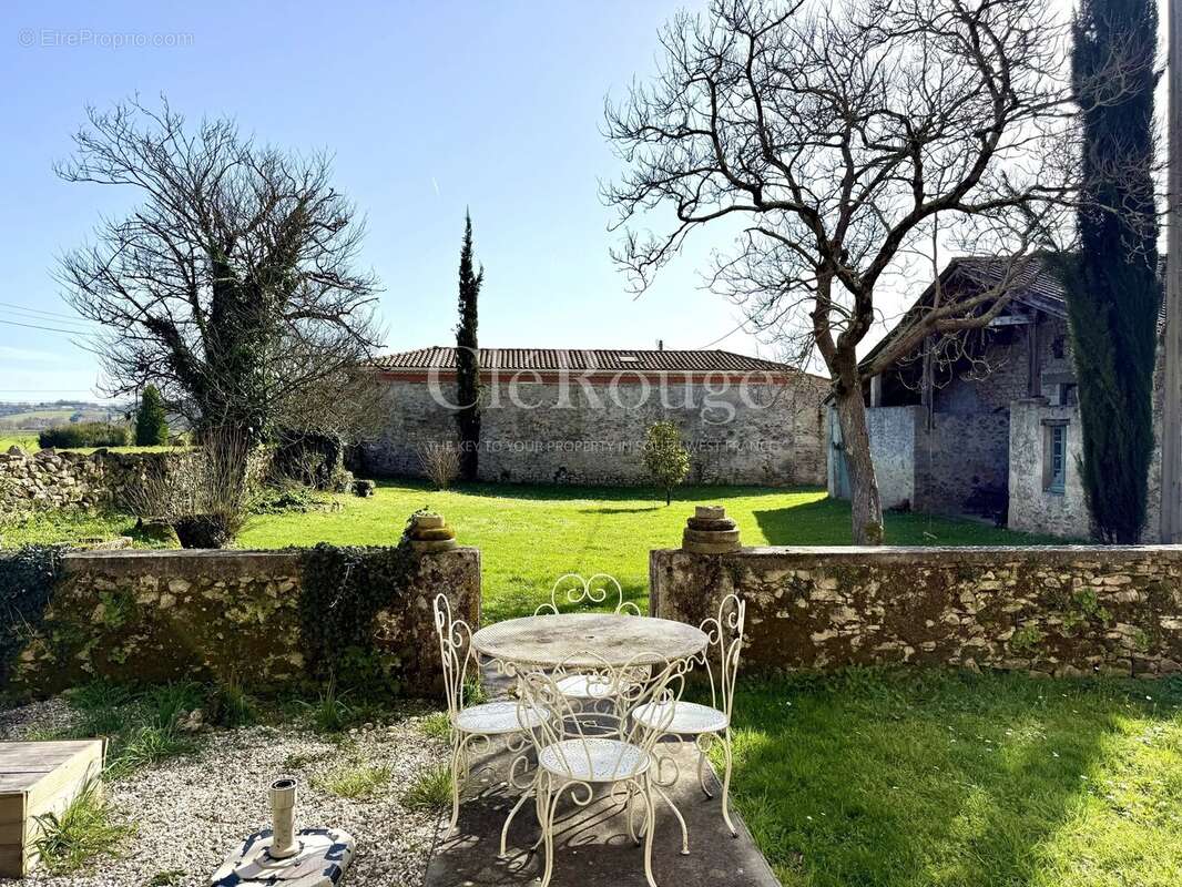 Maison à MONSEGUR