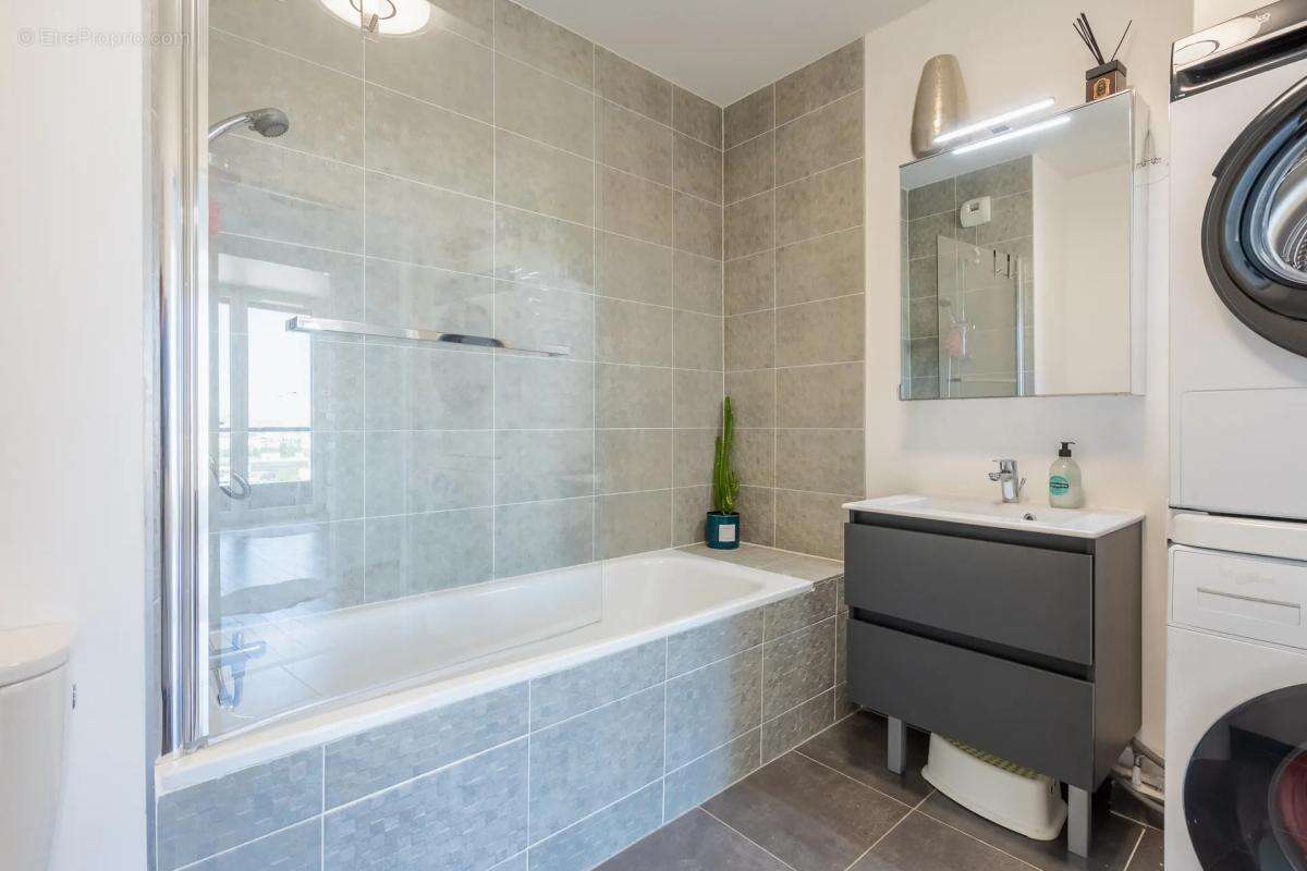 Appartement à ASNIERES-SUR-SEINE