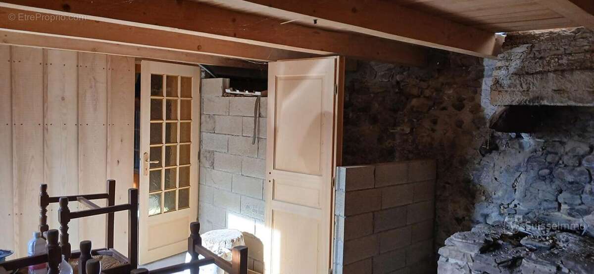 Maison à LA LONGINE