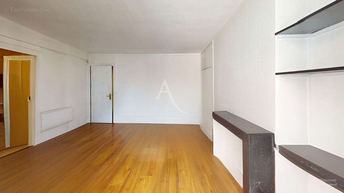 Appartement à PARIS-3E