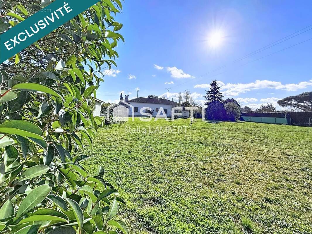 Photo 1 - Maison à SAINT-SULPICE