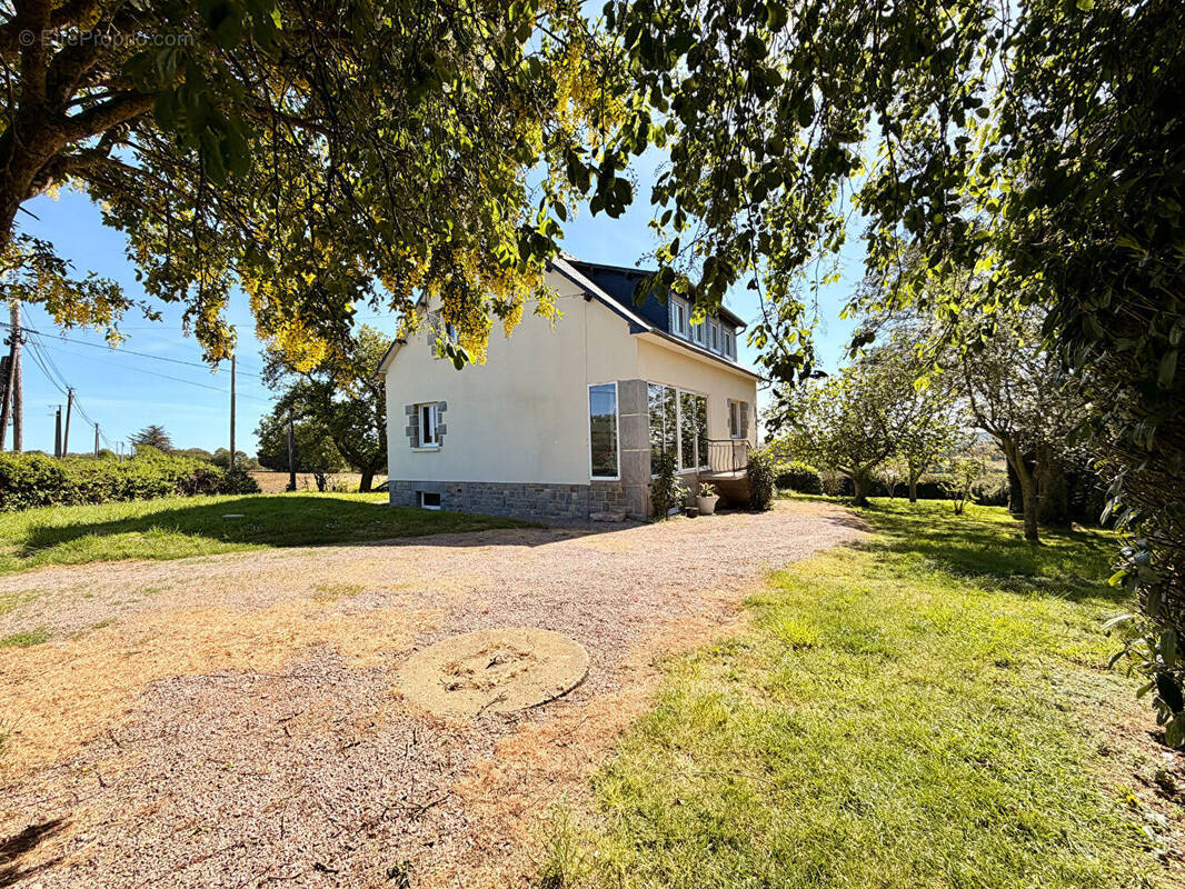 Maison à LAMBALLE